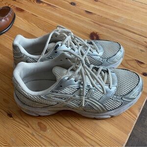 ASICS Women's Silver GEL-1130